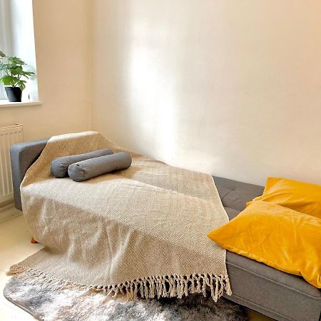 Archway Station Big Bedroom Flat Лондон Экстерьер фото